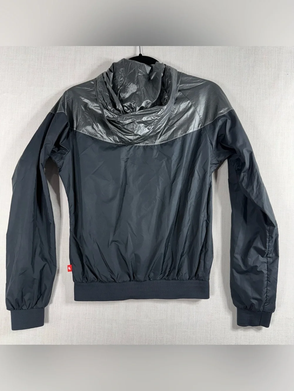 Nike women Black Windbreaker Jacket with Dark Charcoal Yoke